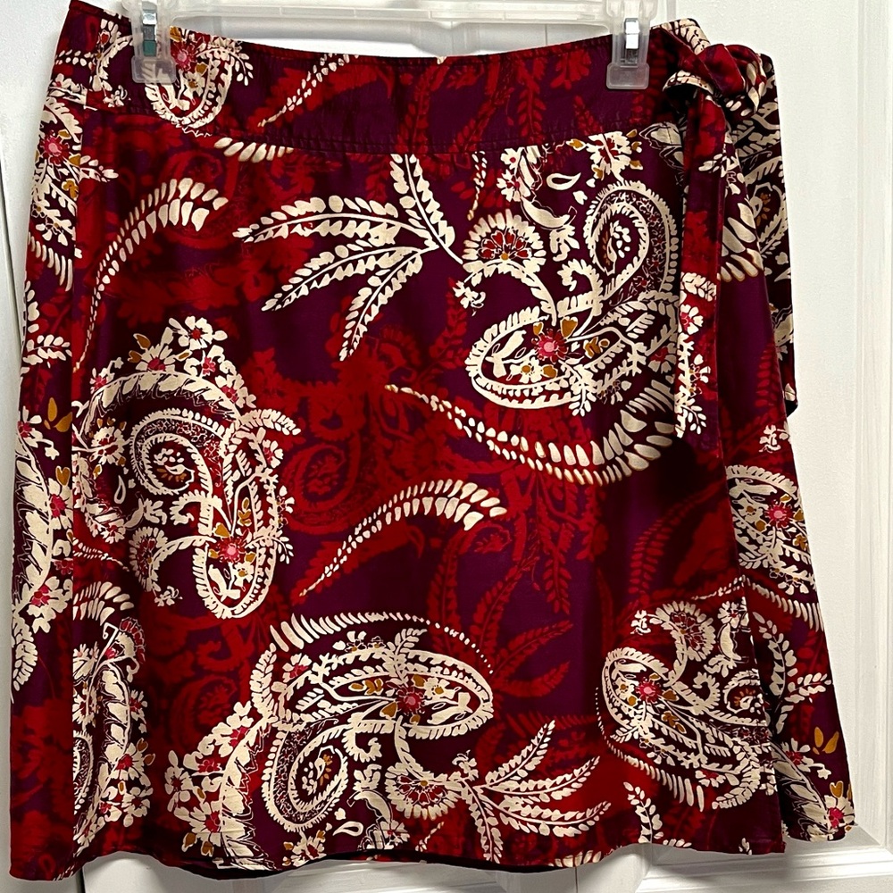 Talbots Burgundy Paisley Mini Wrap Skirt with Cream Accents Size 14P